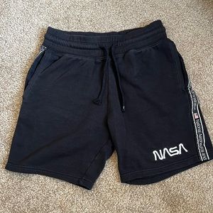 Mens black nasa shorts, size small, Divided brand